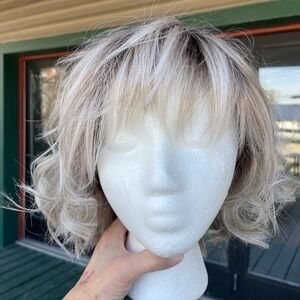 Tressalure Trend short curly wig.